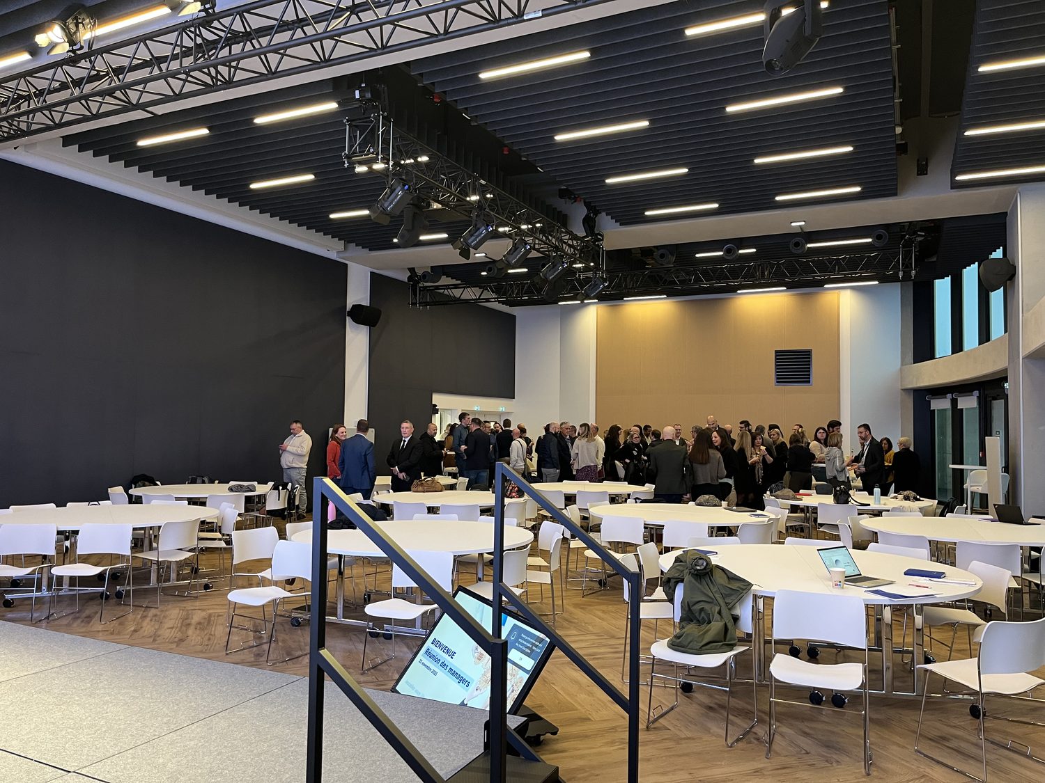 Salle en configuration auditorium